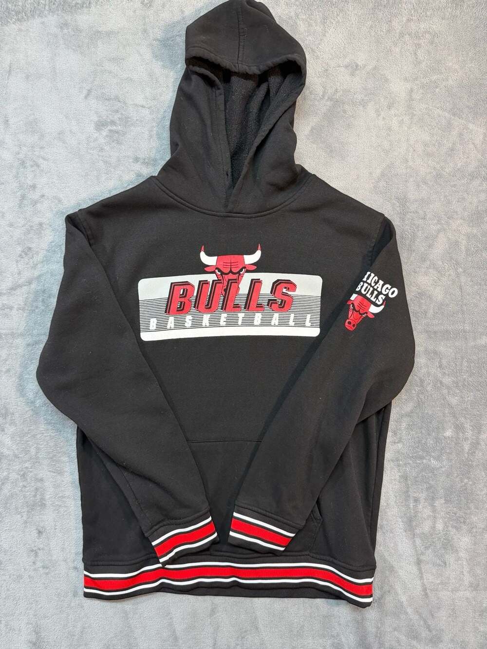 NBA Chicago Bulls Black Pullover Hoodie with Red and White Striped Hem and Cuffs